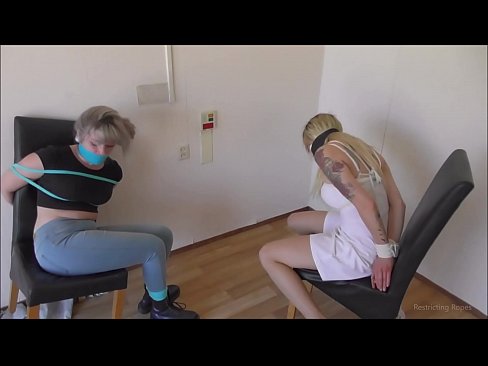 ❤️ E varur / e lidhur dhe e gojës / vajzë në ankth ❤️❌ Porno në pornografi sq.villagesexvideos.ru ️❤