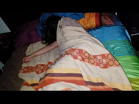 ❤️ Njërku qorton njerkën e tij të re ndërsa ajo fle. ❤️❌ Porno në pornografi sq.villagesexvideos.ru ️❤