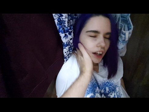 ❤️ Gjeta motrën time në dollap dhe e ndihmova të përfundonte ❤️❌ Porno në pornografi sq.villagesexvideos.ru ️❤